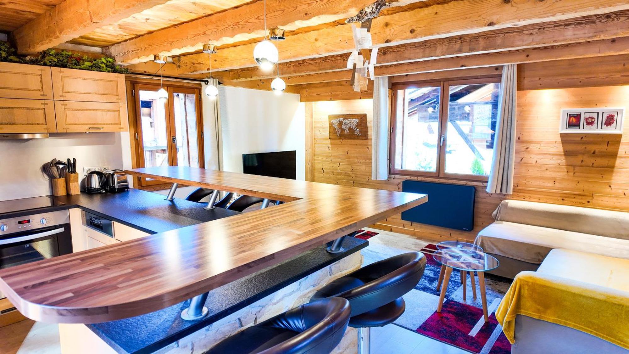 Le Grenier 1821 - Mini Chalet - Centre Village - Aravistour Saint-Jean-de-Sixt Exterior photo
